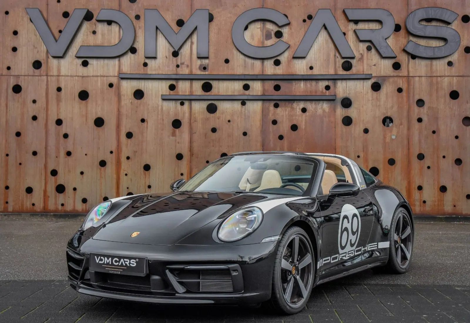 Porsche 911 Targa 4S Heritage Edition * 1 OF 992 * DESIGN *  - 45804