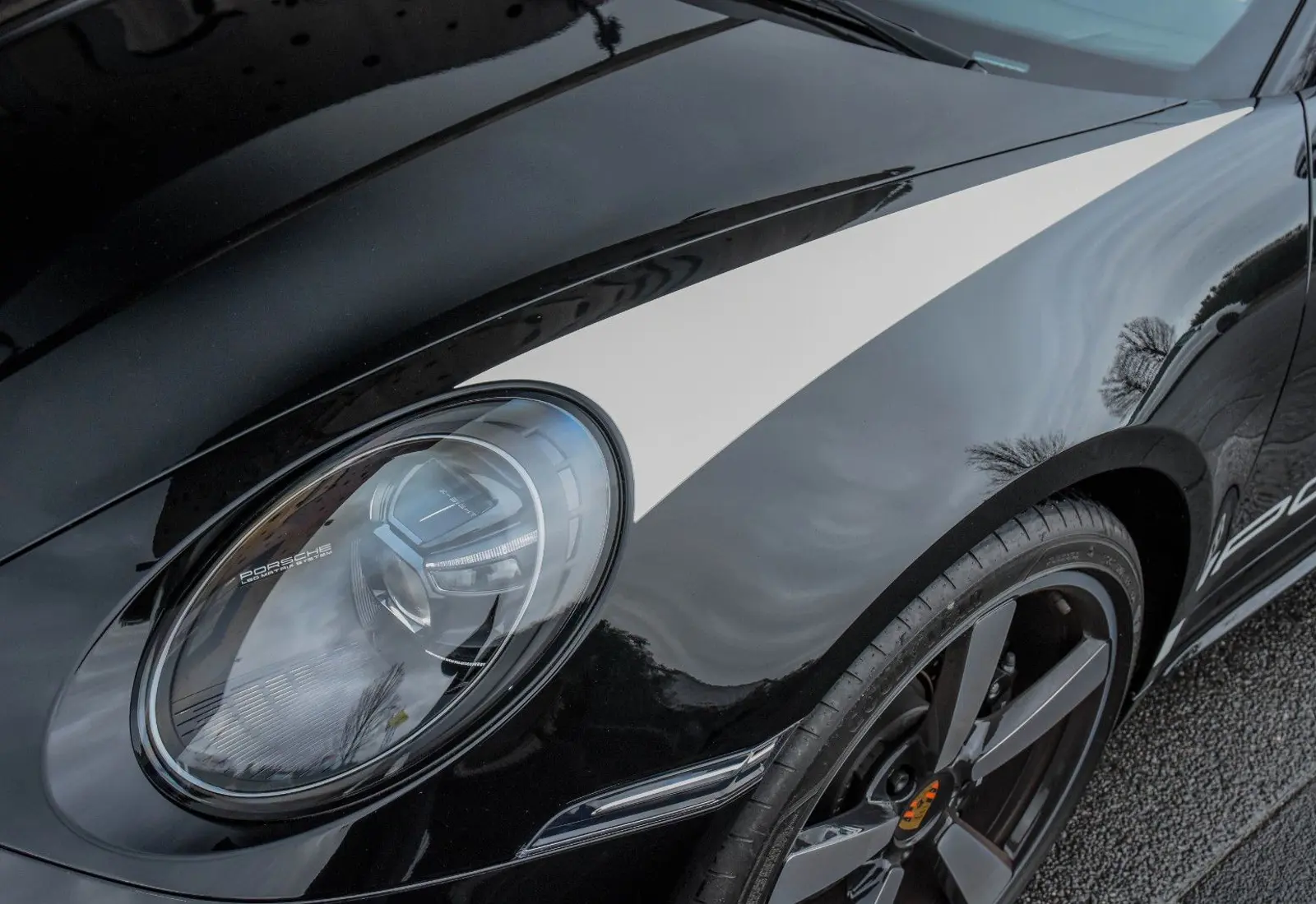 Porsche 911 Targa 4S Heritage Edition * 1 OF 992 * DESIGN *  - 45833