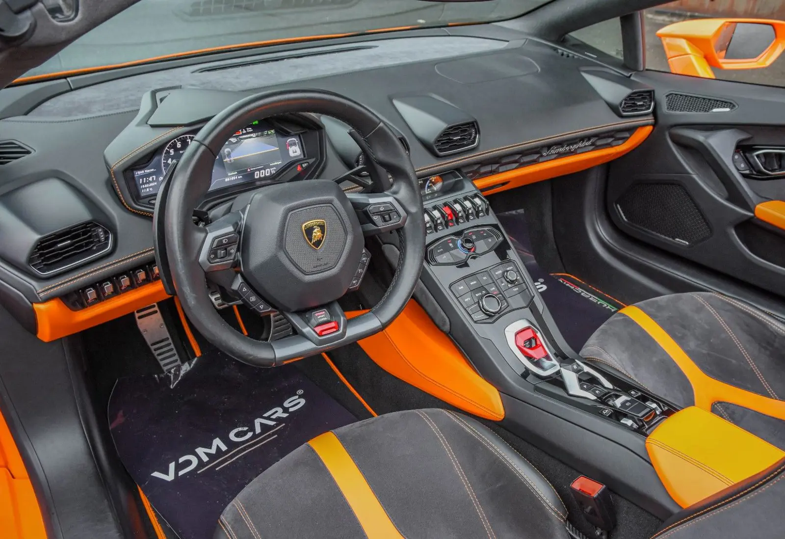 Lamborghini Huracán Spyder LP610-4 * CARBON SEATS * NEW SERVICE - 46991