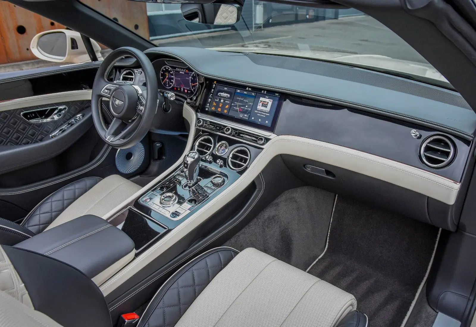 Bentley Continental GTC 4.0 V8 * MULLINER * TOURING * COMFORT *  - 50108