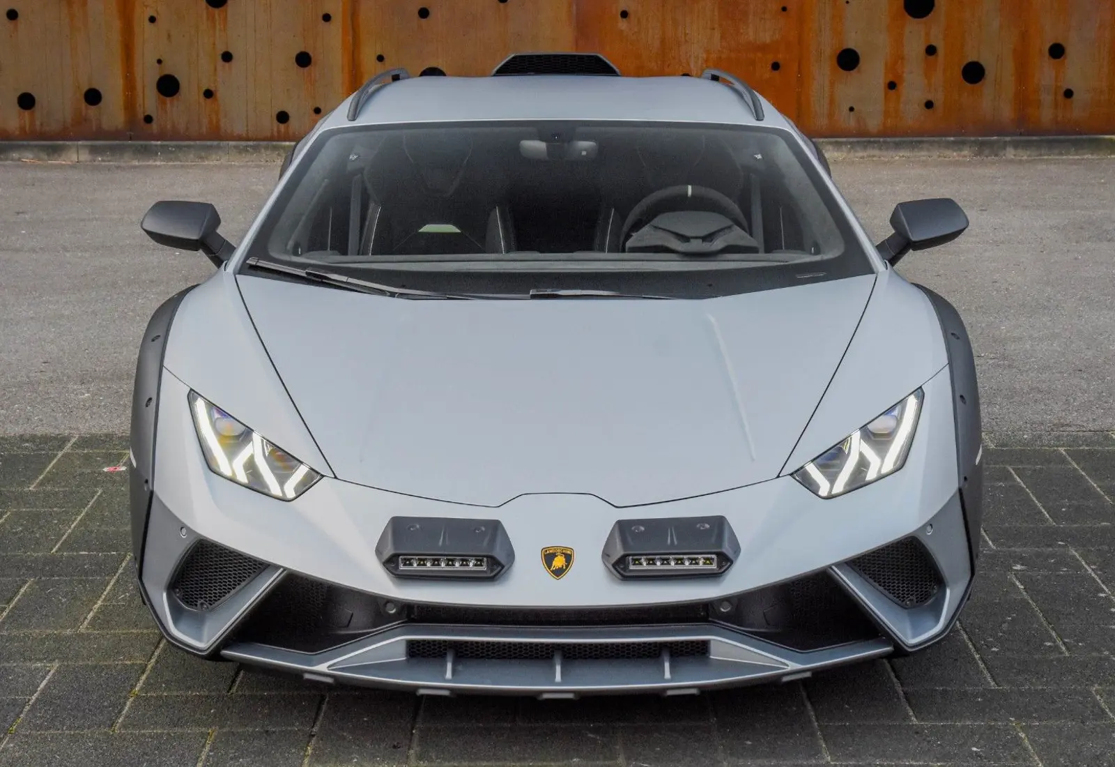 Lamborghini Huracán Sterrato * NEW * STOCK CAR * CERAMIC * CARPLAY *  - 45273
