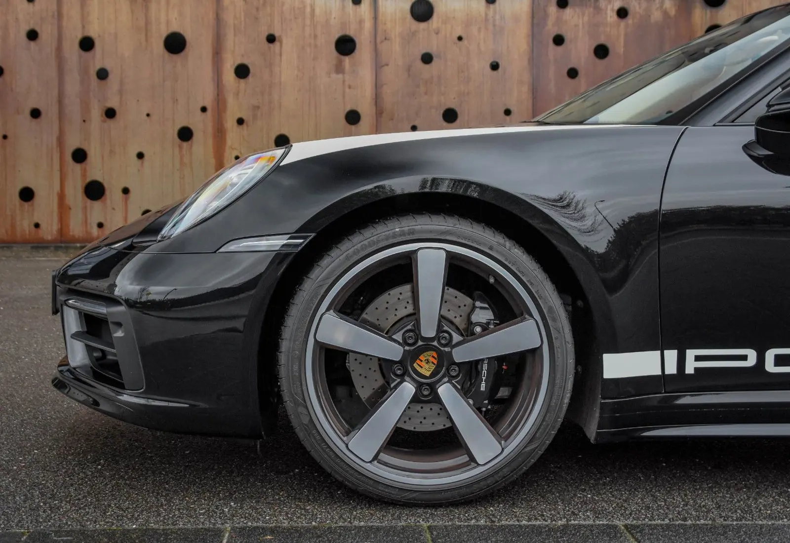 Porsche 911 Targa 4S Heritage Edition * 1 OF 992 * DESIGN *  - 45816